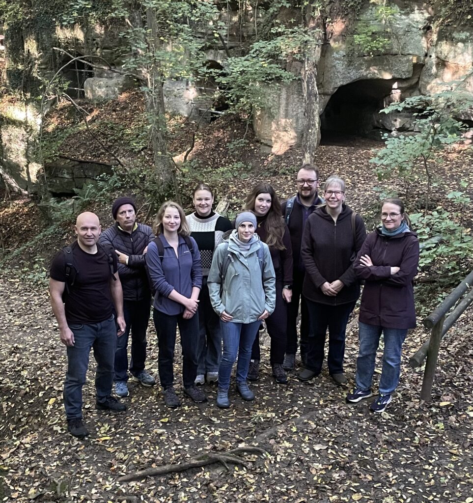 Team des Lehrstuhls Mathematikdidaktik im Wald bei Altdorf